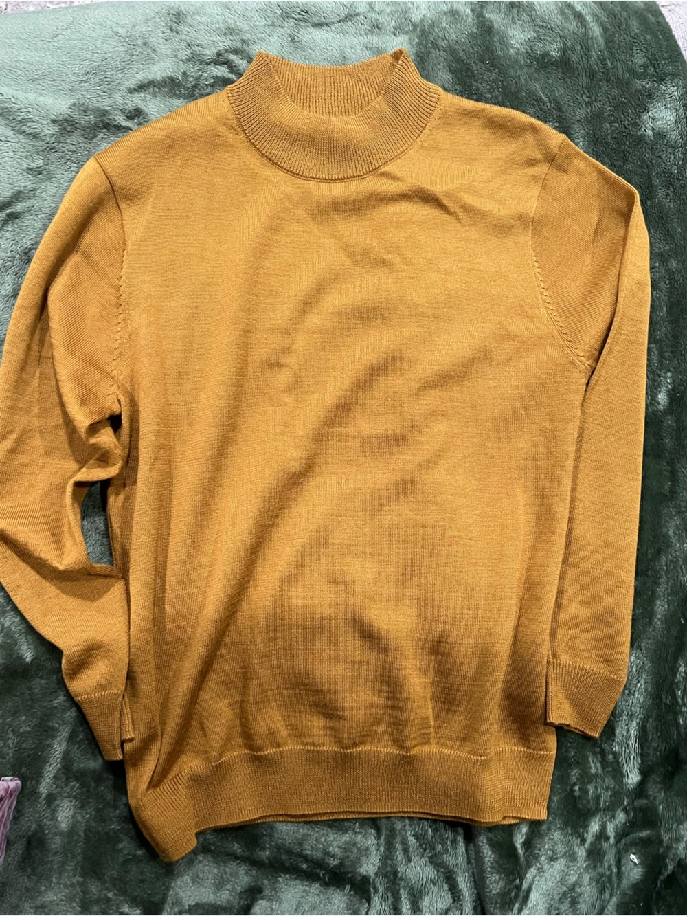 Men's Mock-Neck Crew Sweater in Mustard i14